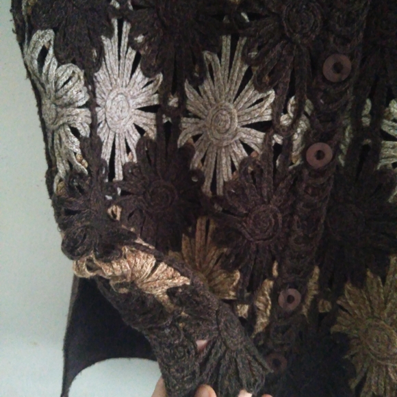 Kroshetta Crochet Lace vest brown NWNT size L - Picture 2 of 7